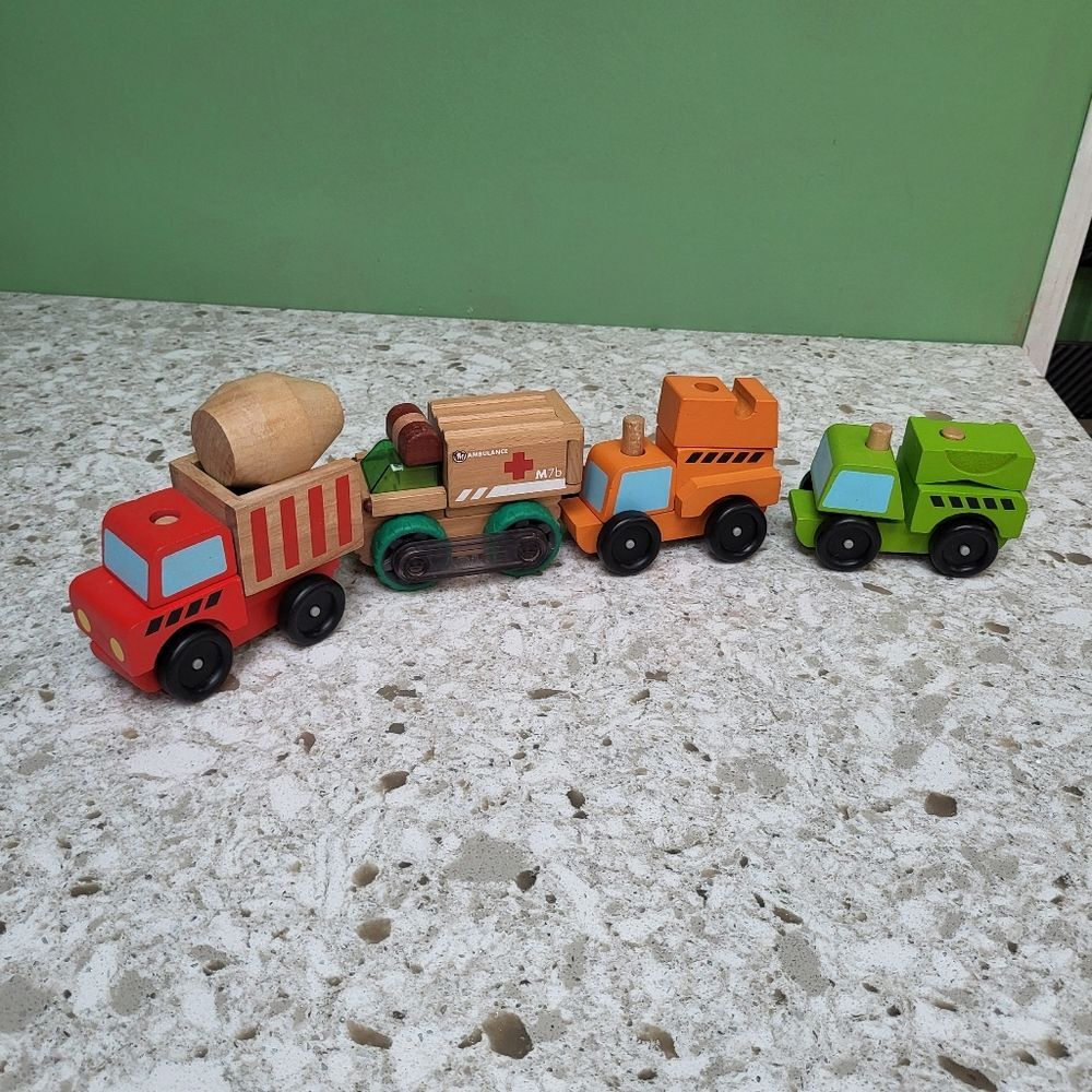 Melissa & Doug Quality Train Cars